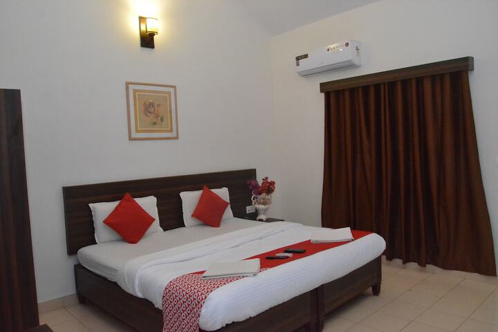 Room 5 of 26