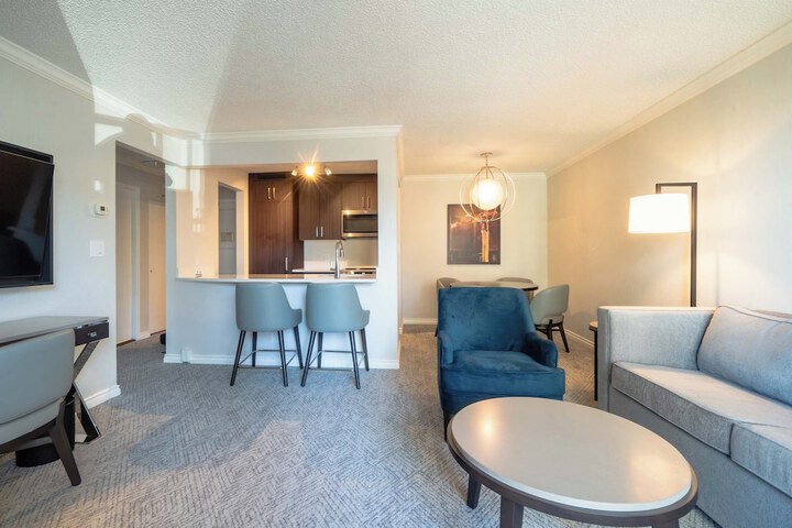 Room 16 of 42