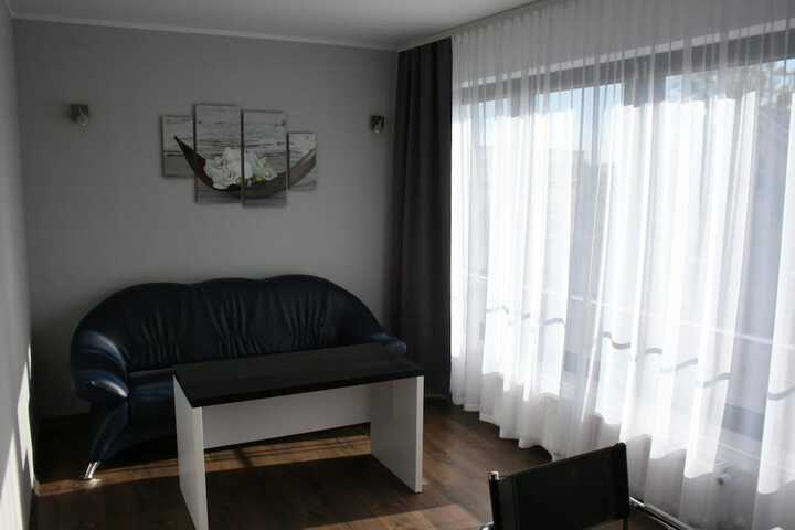 Room 21 of 46