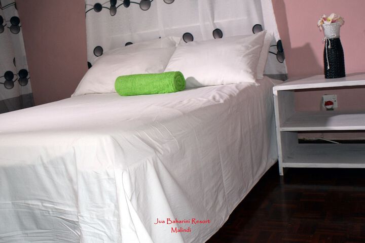 Room 5 of 13