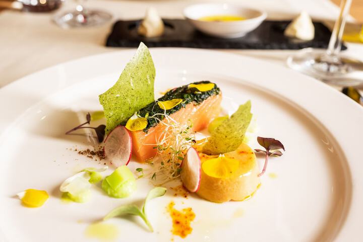 Dining 86 of 102