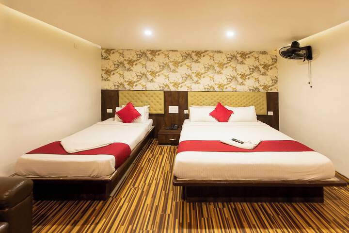 Room 17 of 27