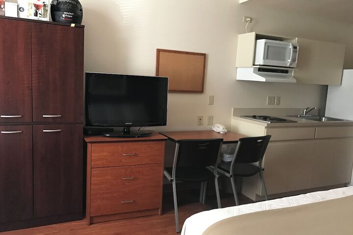 Room 3 of 29