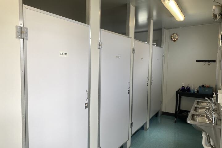 Room 82 of 128