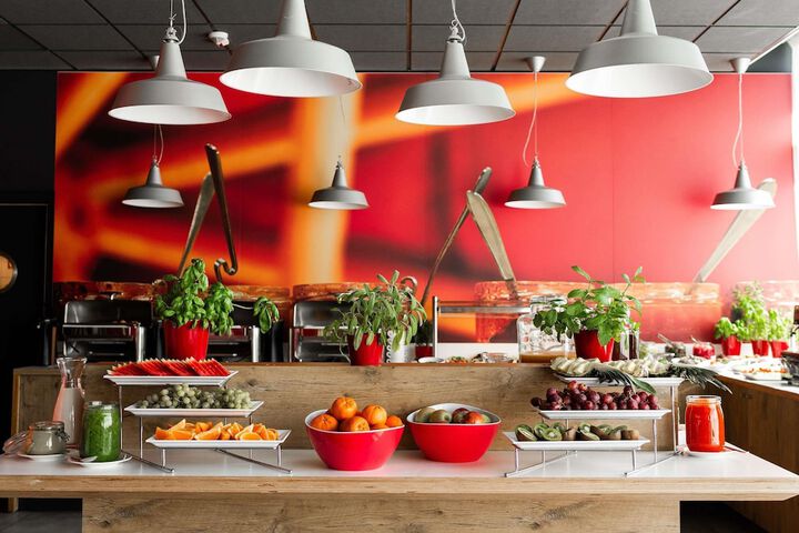 Dining Photos