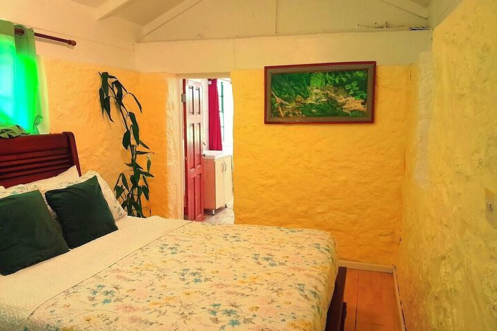 Room 3 of 23