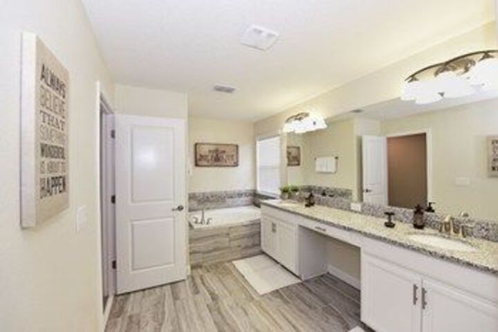 Room 2 of 26