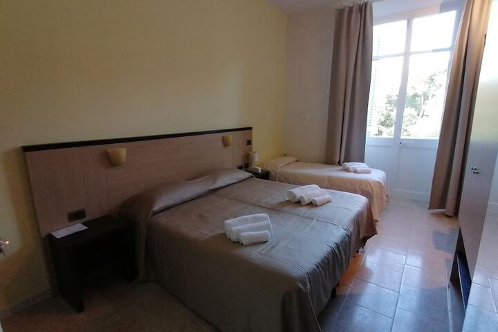Room 30 of 64