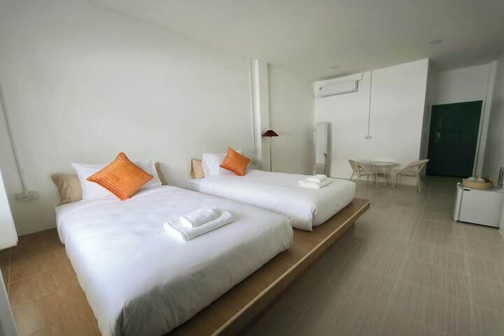 Room 15 of 29