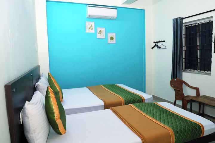 Room 37 of 53