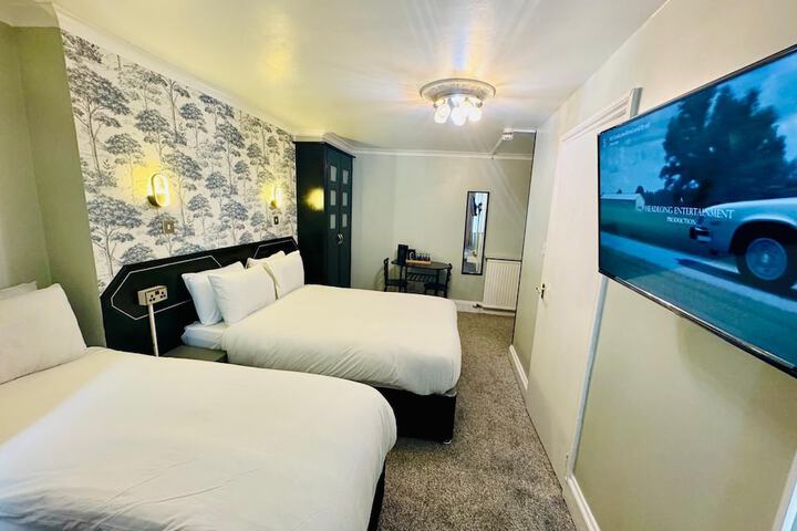 Room 6 of 41