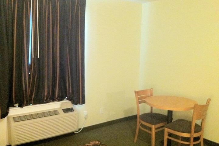 Room 33 of 45