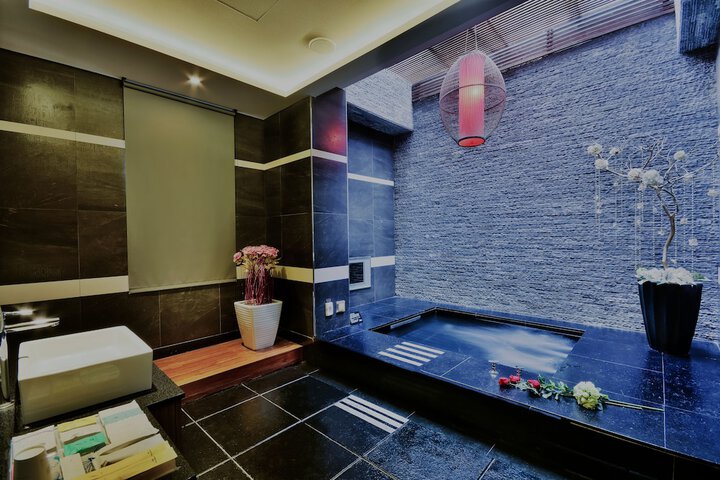 Room 42 of 63