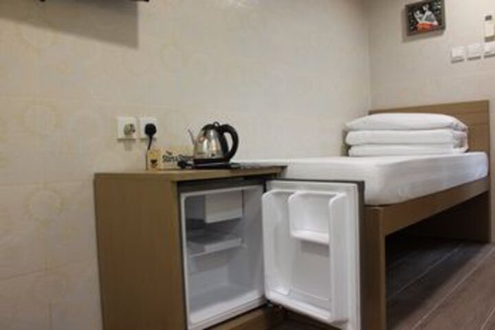 Room 25 of 25