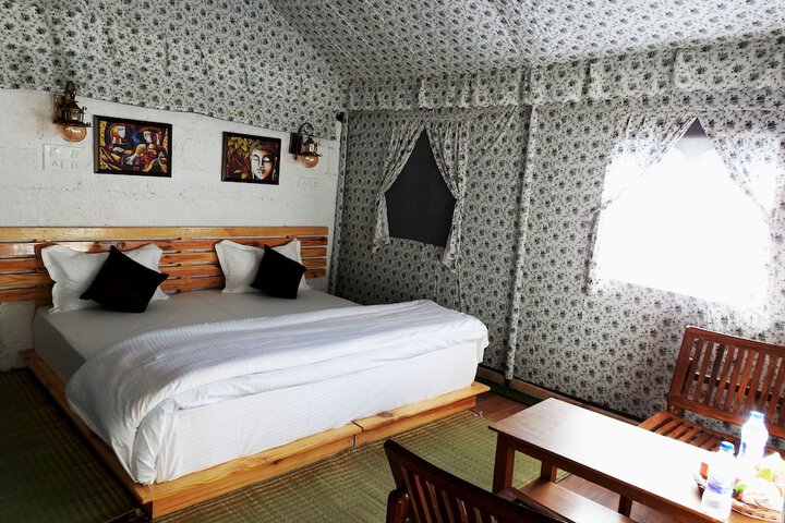 Room 2 of 12