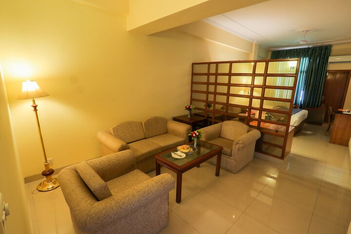 Room 21 of 60