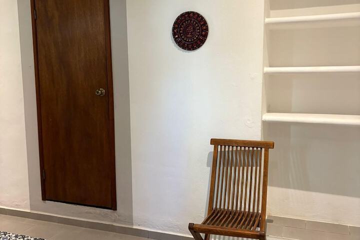 Room 32 of 160