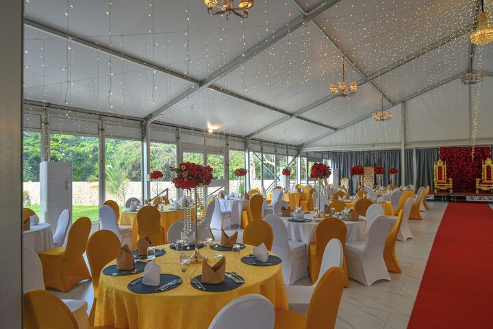 Ballroom/Hall 73 of 93