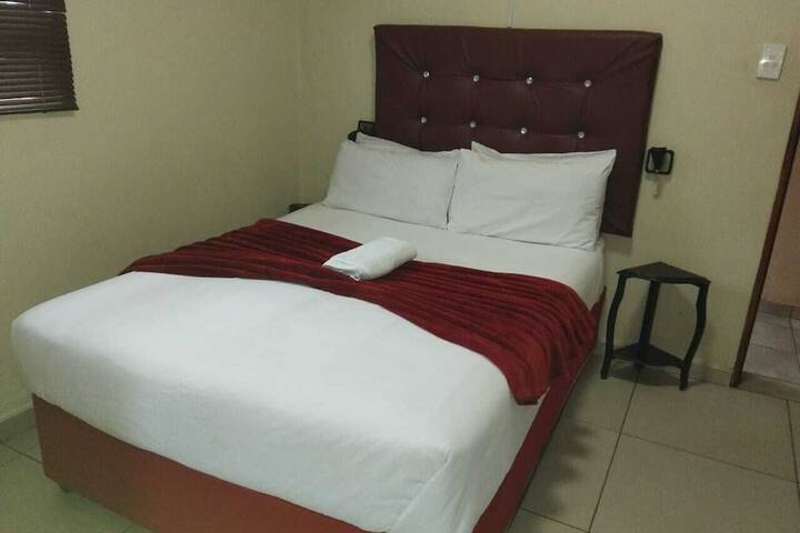Room 18 of 34