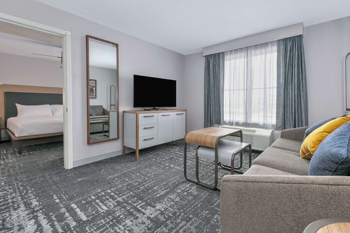 Room 15 of 35
