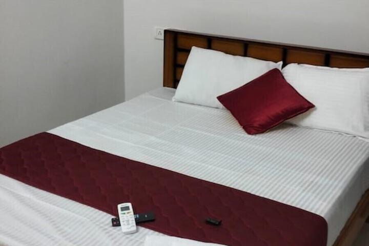 Room 5 of 26