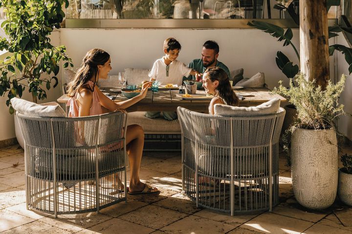 Dining 83 of 103