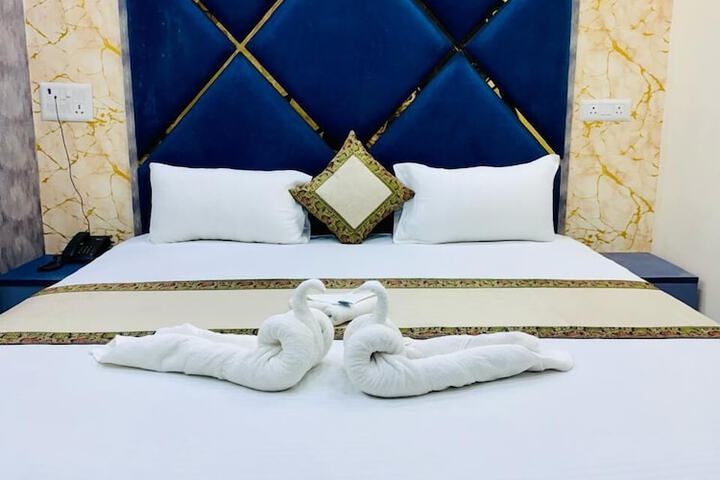 Room 21 of 49