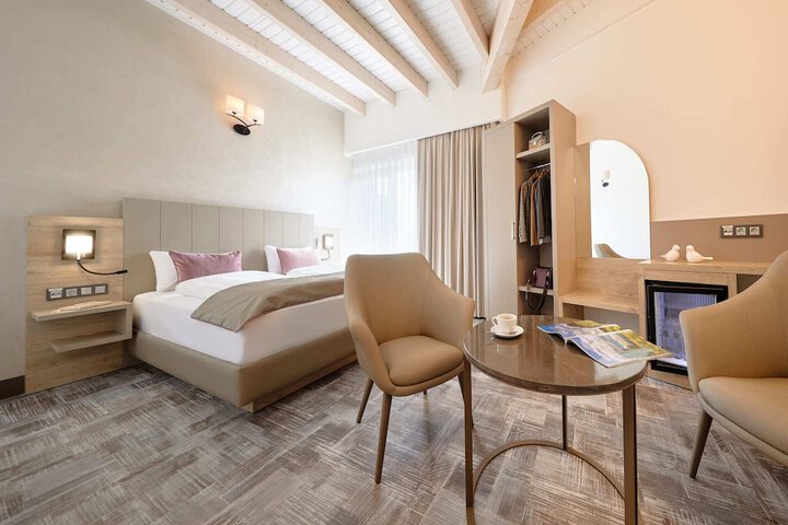 Room 7 of 39
