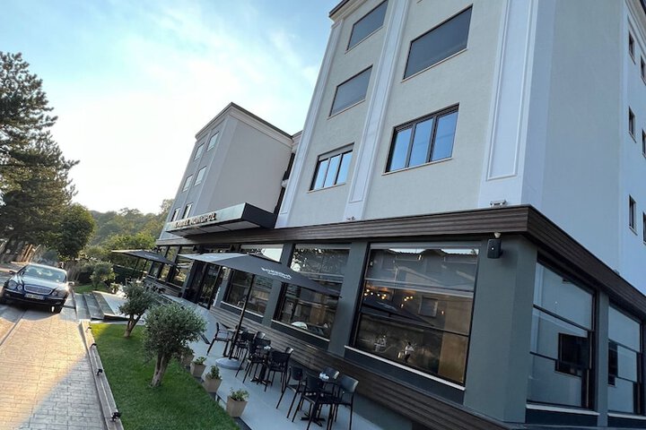Hotel 43 of 48