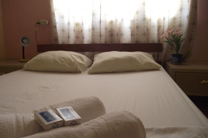 Room 11 of 31
