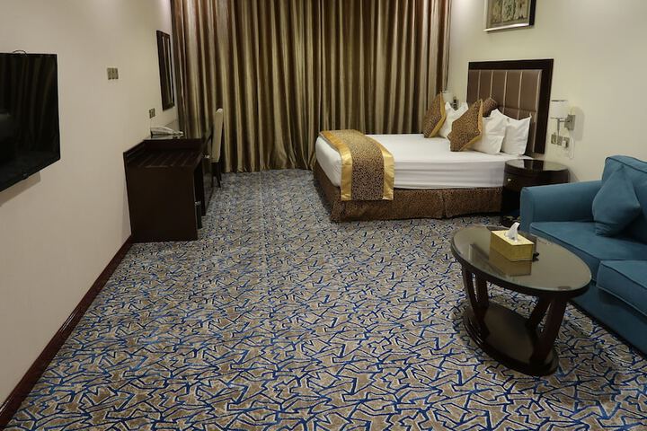 Room 29 of 61