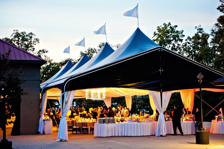 Ballroom/Hall 98 of 122
