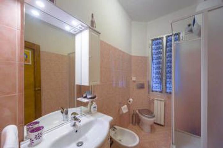 Room 3 of 22