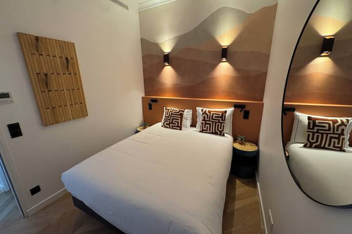 Room 21 of 47