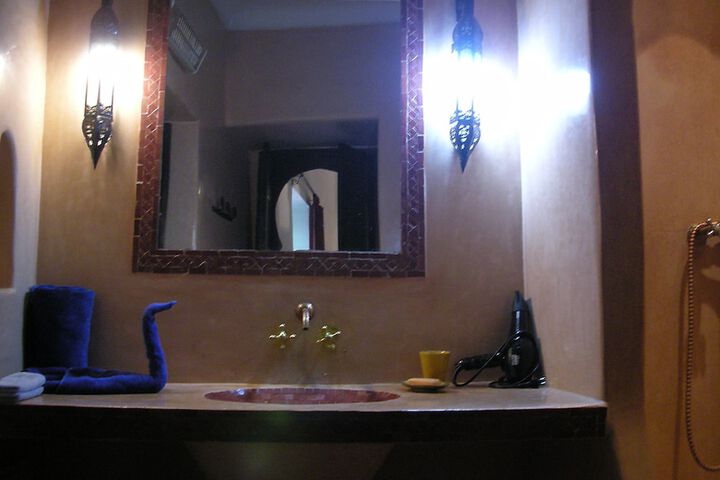 Room 13 of 22