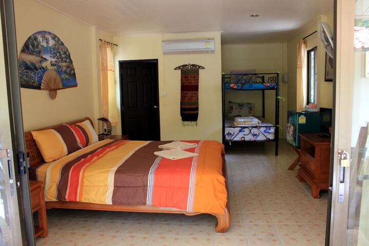 Room 25 of 58