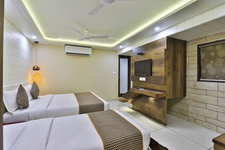 Room 43 of 66