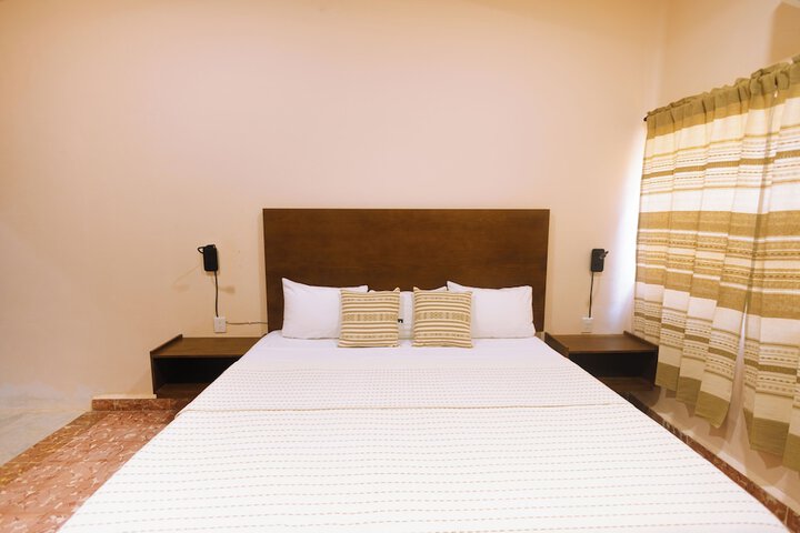 Room 7 of 42
