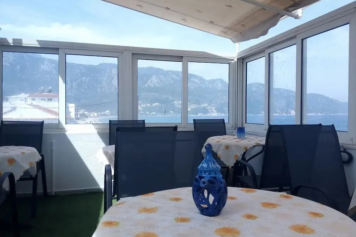 Terrace/Patio 7 of 16