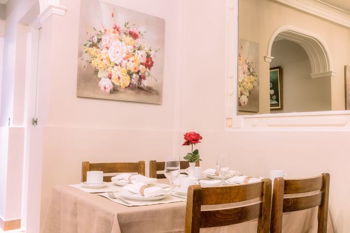 Dining 16 of 46