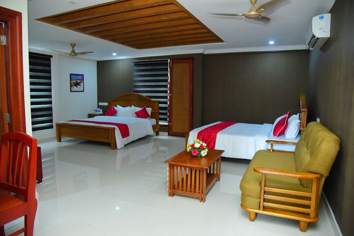 Room 4 of 43