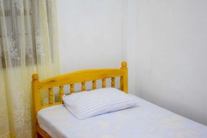 Room 21 of 49