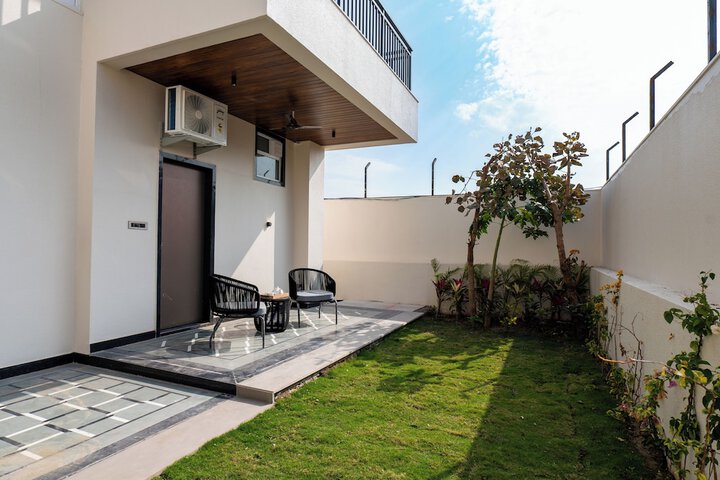 Terrace/Patio 15 of 25