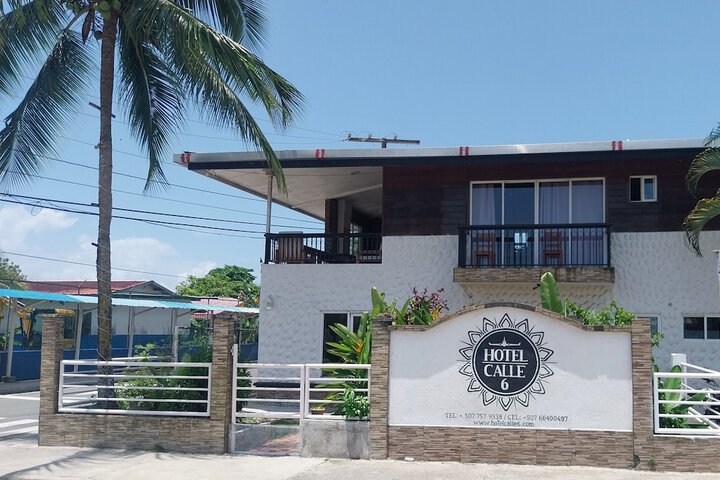 Exterior of Hotel Calle 6