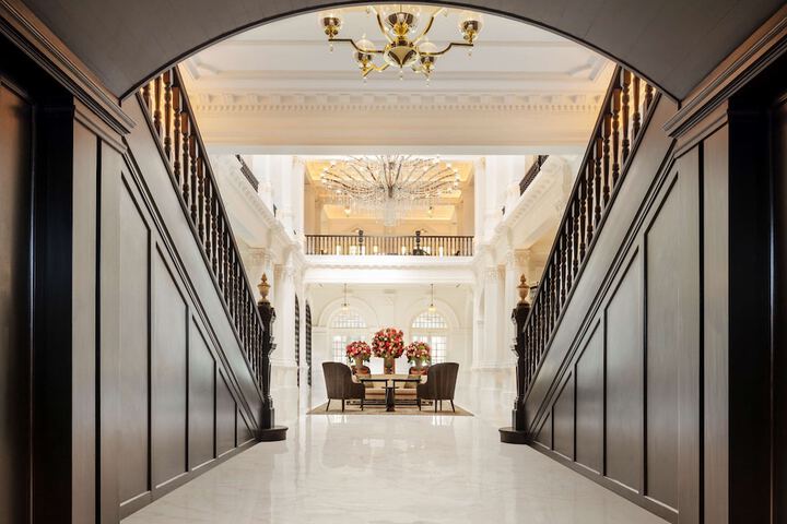 Entrance & Lobby