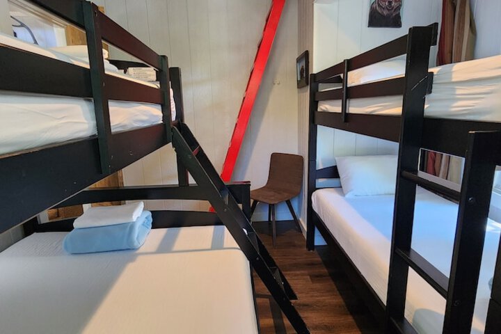 Room 38 of 313