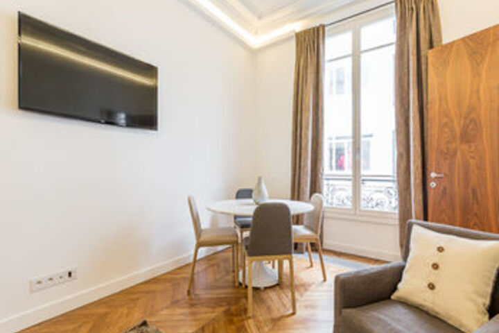Room 156 of 170