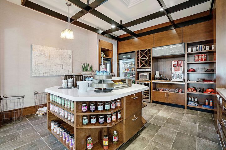 Snack bar