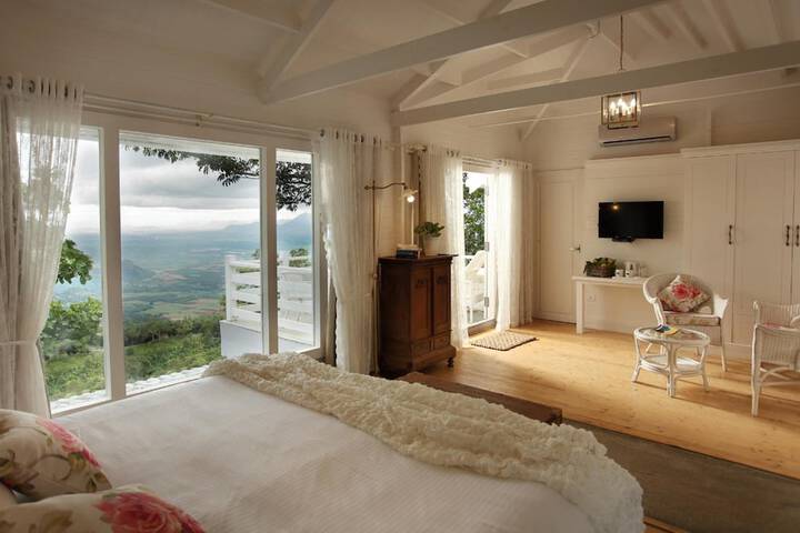 Room 14 of 68