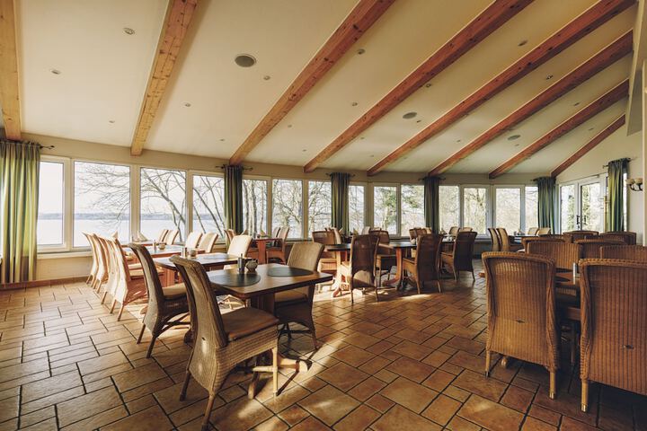 Dining Photos